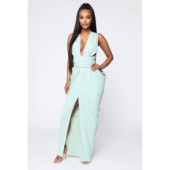 Fashion Nova different angles maxi dress - Picture 12 of 12